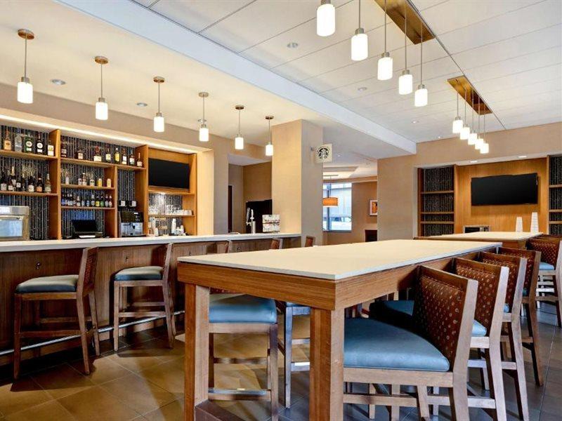 Hyatt Place Bloomington / Normal Екстериор снимка