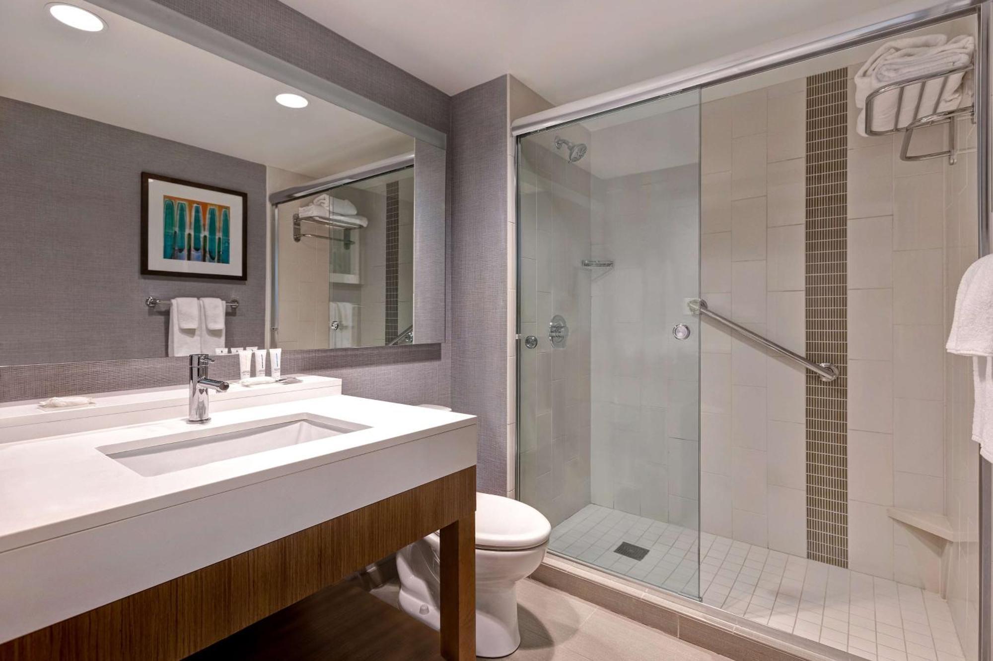 Hyatt Place Bloomington / Normal Екстериор снимка