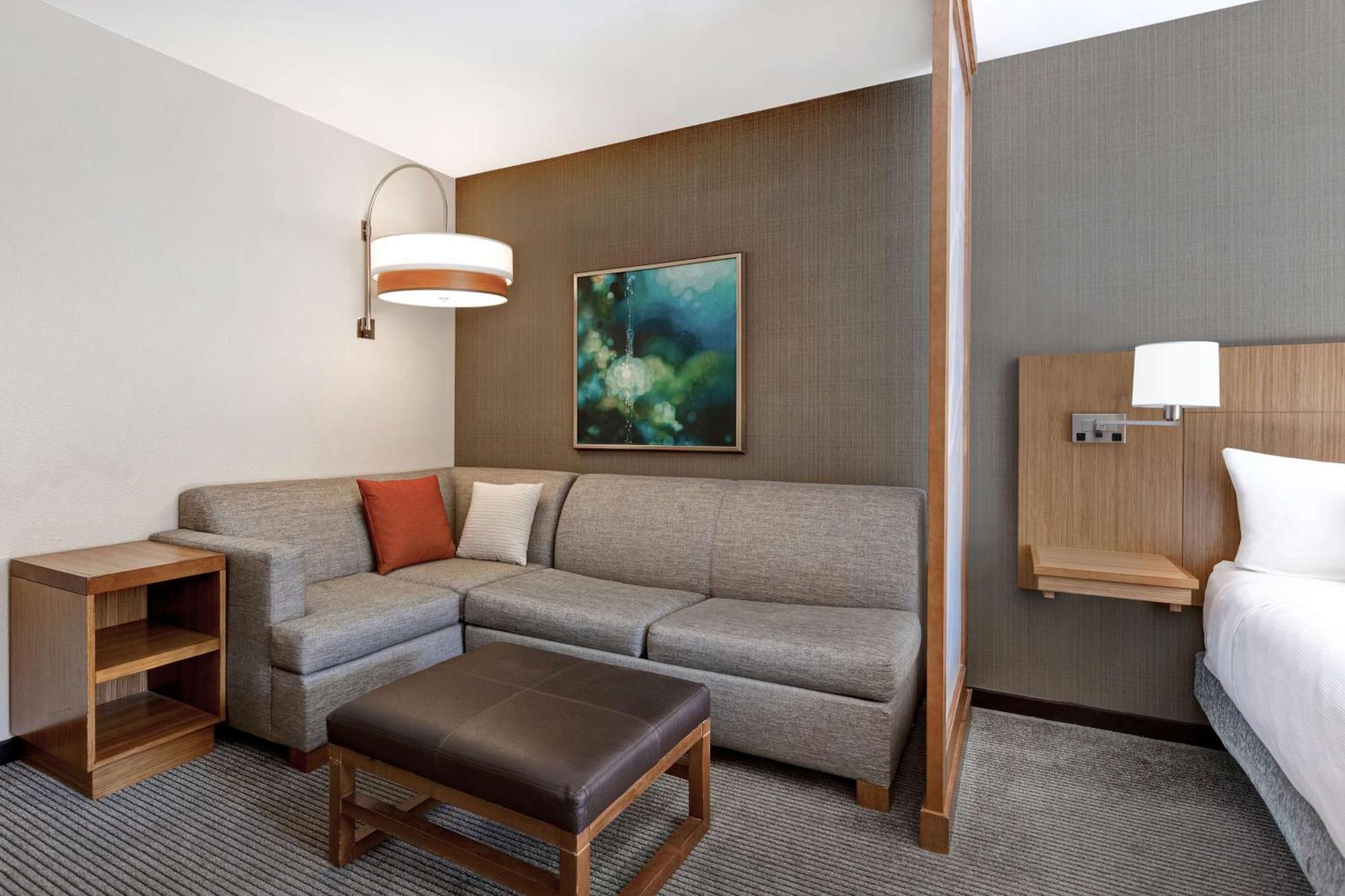 Hyatt Place Bloomington / Normal Екстериор снимка