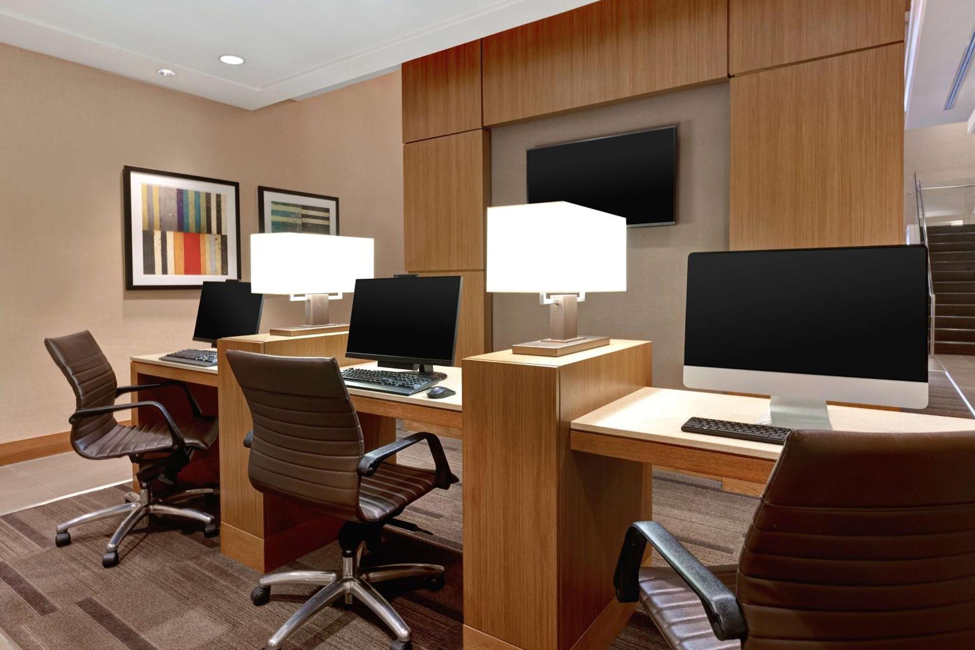 Hyatt Place Bloomington / Normal Екстериор снимка
