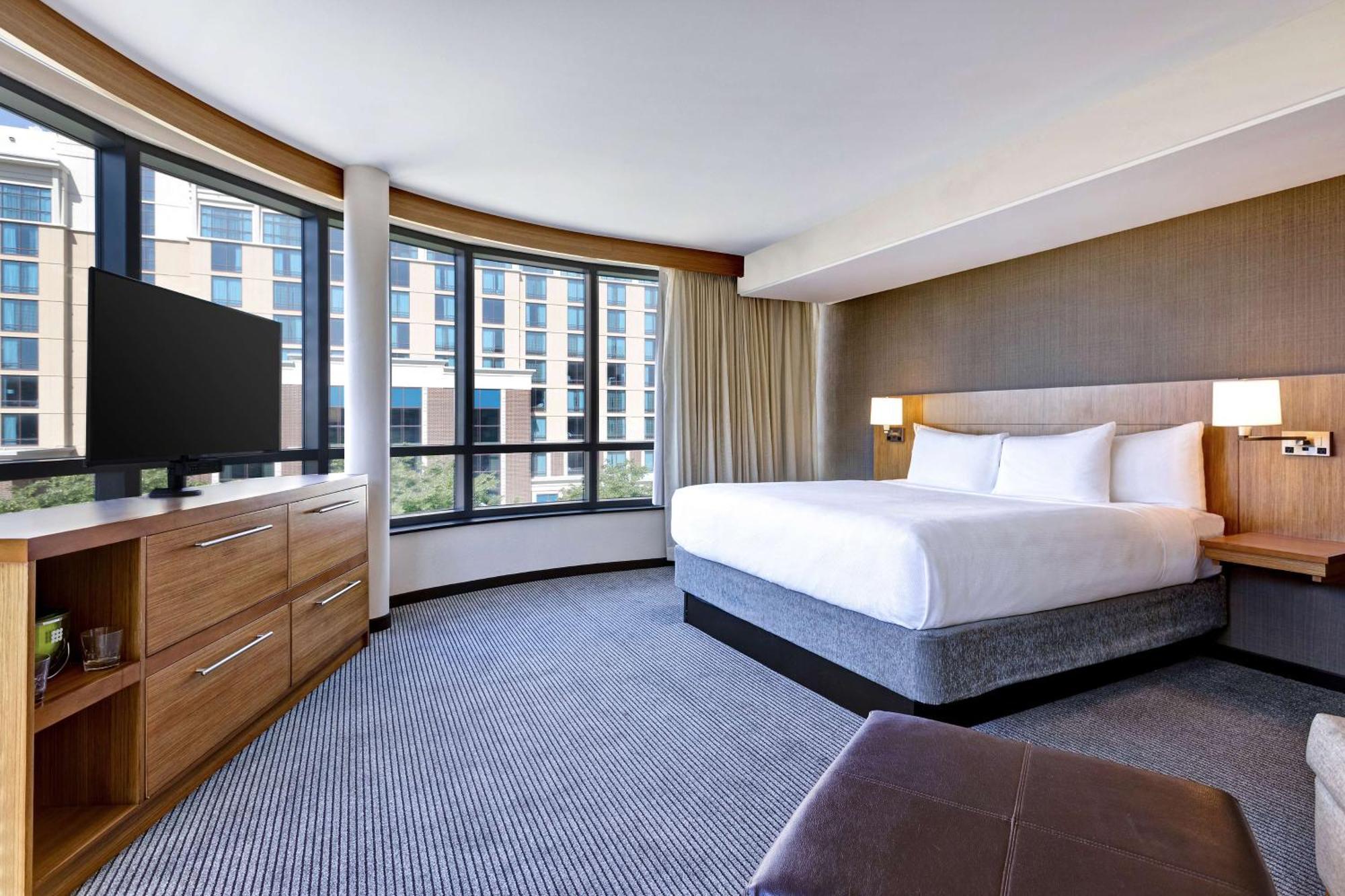 Hyatt Place Bloomington / Normal Екстериор снимка