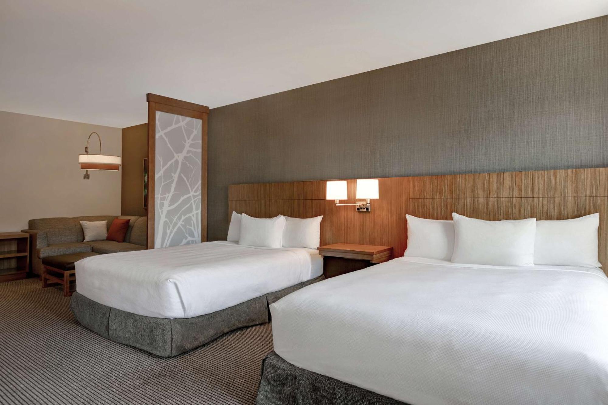Hyatt Place Bloomington / Normal Екстериор снимка