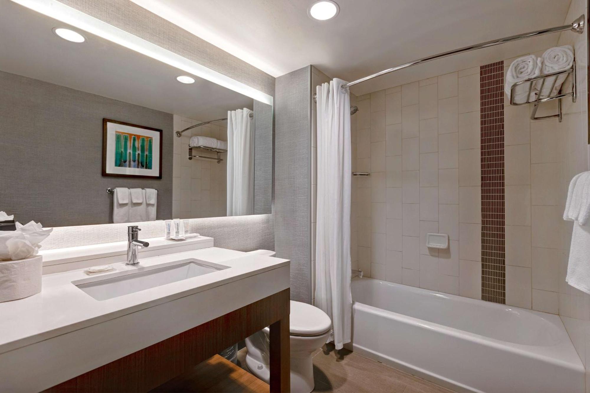 Hyatt Place Bloomington / Normal Екстериор снимка