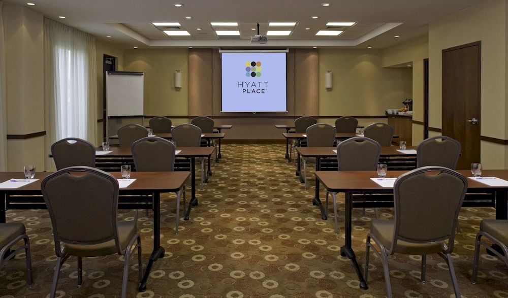 Hyatt Place Bloomington / Normal Екстериор снимка